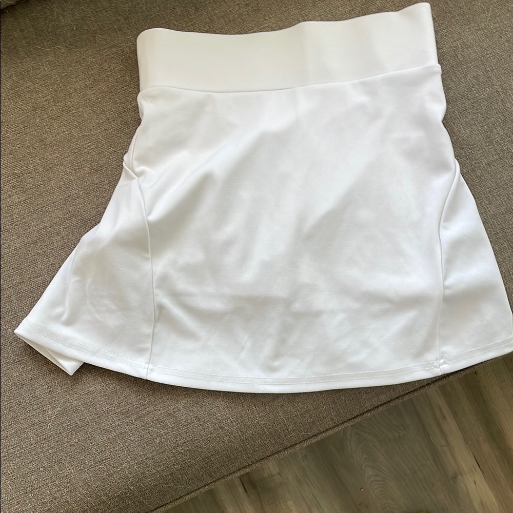 Elegant White Women's Skirt